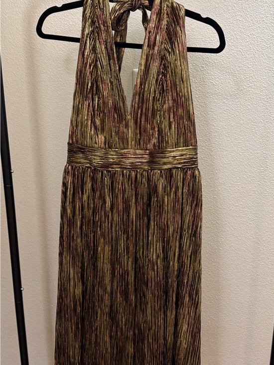 Dress the Population Dresses & Skirts - Dress The Population Pleated Halter Maxi Dress in Gold and Brown